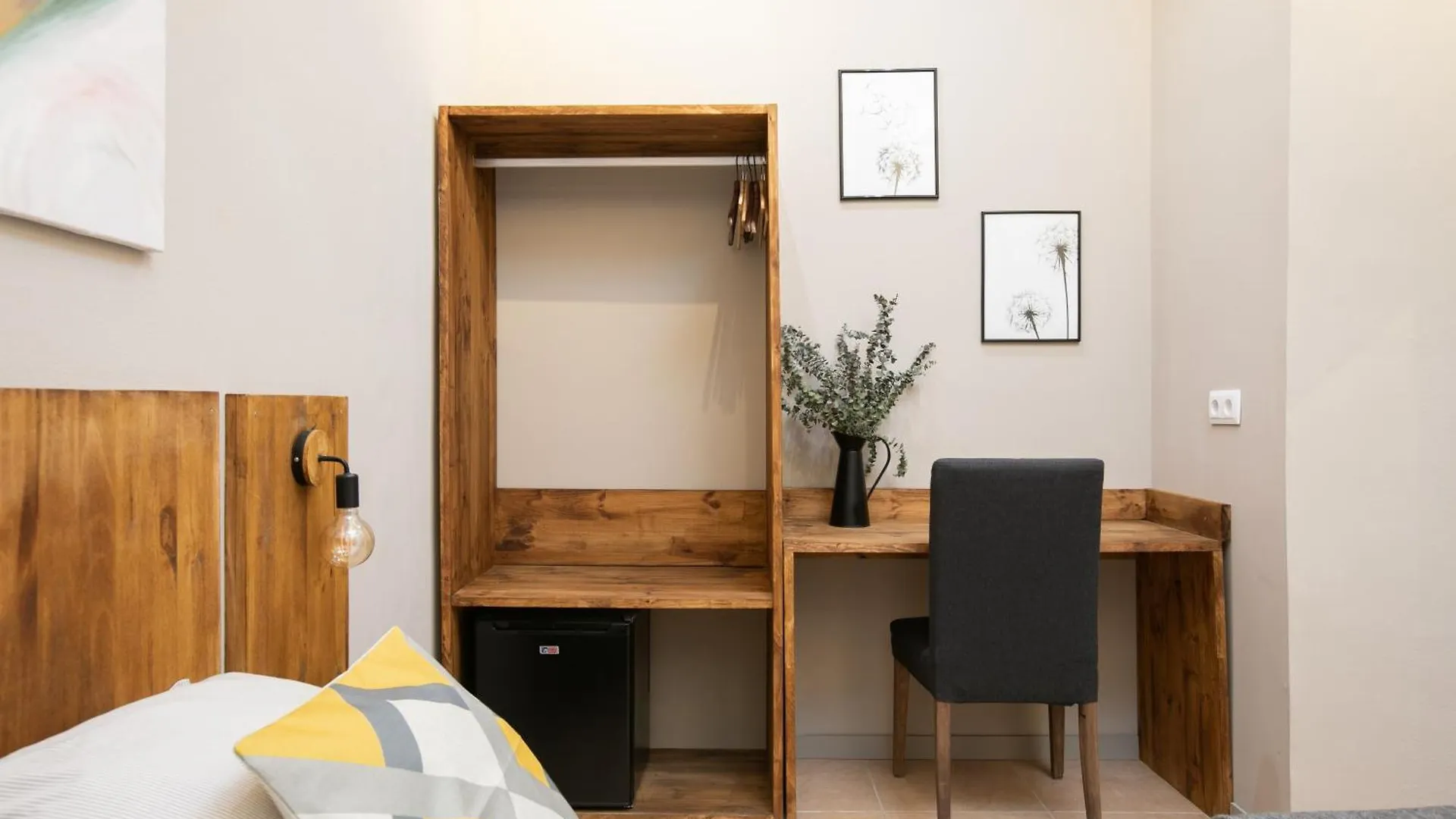 Jardinets Guest House Barcelona Отель типа 