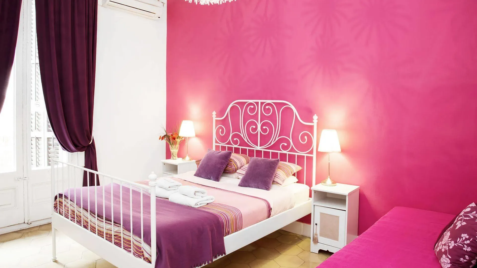 Jardinets Guest House Barcelona Espanha